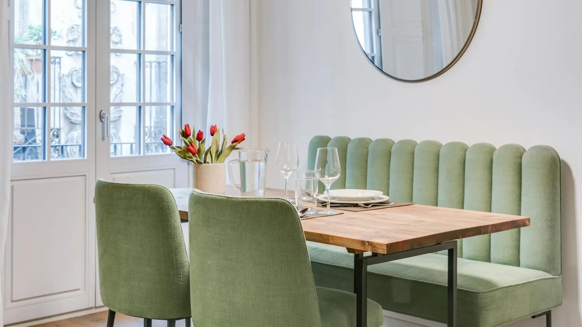 Caterina Correos Apartment Barcelona