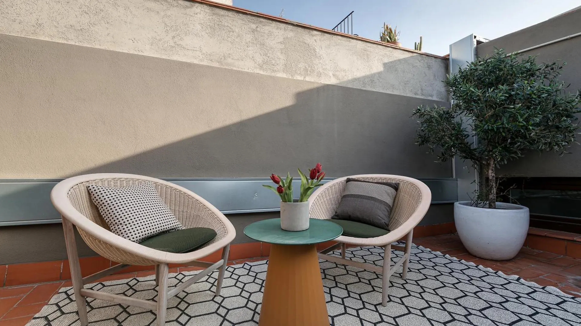 Caterina Correos Apartment Barcelona
